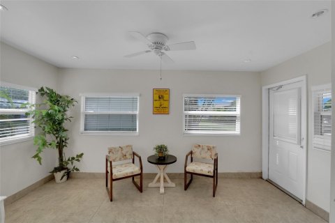 Villa ou maison à vendre à Deerfield Beach, Floride: 3 chambres, 114.46 m2 № 856080 - photo 15