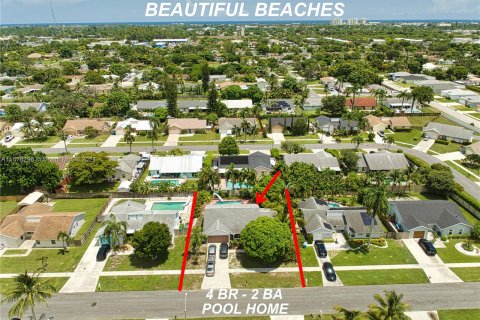 House in Boynton Beach, Florida 4 bedrooms, 143.81 sq.m. № 1401275 - photo 1