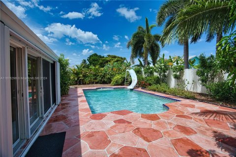 Casa en venta en Boynton Beach, Florida, 4 dormitorios, 143.81 m2 № 1401275 - foto 4