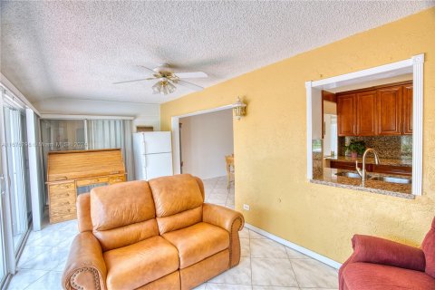 Casa en venta en Boynton Beach, Florida, 4 dormitorios, 143.81 m2 № 1401275 - foto 16