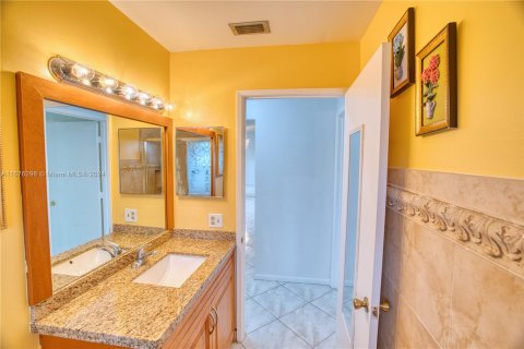 Casa en venta en Boynton Beach, Florida, 4 dormitorios, 143.81 m2 № 1401275 - foto 29