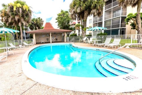 Condominio en venta en Lauderhill, Florida, 2 dormitorios, 83.98 m2 № 998011 - foto 16
