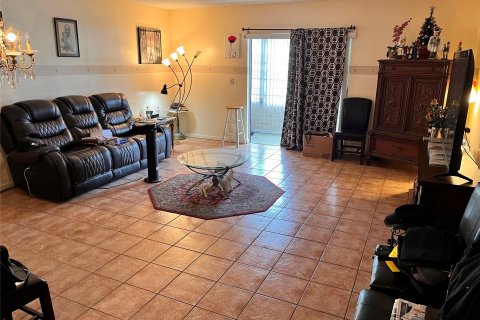 Copropriété à vendre à Lauderhill, Floride: 1 chambre, 86.21 m2 № 1223192 - photo 18