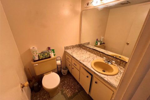 Condo in Lauderhill, Florida, 1 bedroom  № 1223192 - photo 12