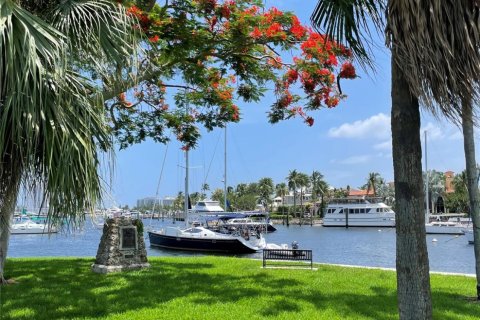 Condo in Fort Lauderdale, Florida, 1 bedroom  № 948931 - photo 6