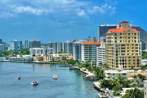 Condo in Fort Lauderdale, Florida, 1 bedroom  № 948931 - photo 17