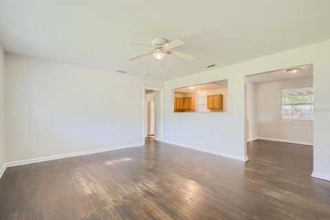 Casa en venta en Jacksonville, Florida, 4 dormitorios, 139.26 m2 № 1337320 - foto 9