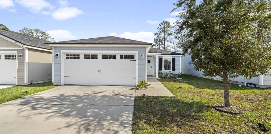 House in Jacksonville, Florida 3 bedrooms, 128.21 sq.m. № 882037