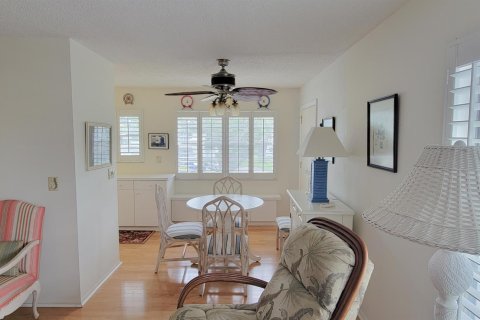 Condo in Vero Beach, Florida, 2 bedrooms  № 1223200 - photo 14