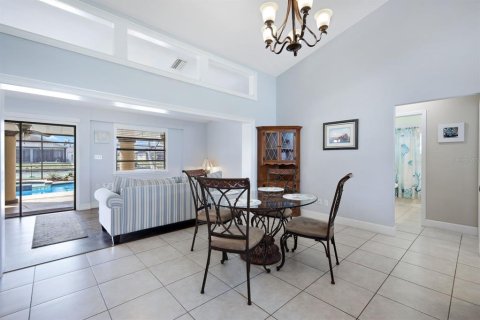 Casa en venta en Cape Coral, Florida, 3 dormitorios, 168.9 m2 № 1107968 - foto 24