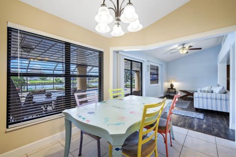 Casa en venta en Cape Coral, Florida, 3 dormitorios, 168.9 m2 № 1107968 - foto 27