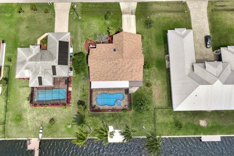 Casa en venta en Cape Coral, Florida, 3 dormitorios, 168.9 m2 № 1107968 - foto 17