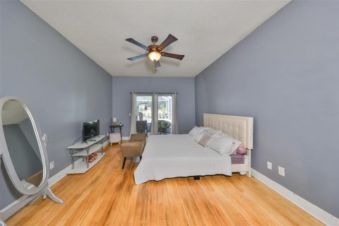 Casa en venta en Tampa, Florida, 4 dormitorios, 203.46 m2 № 1344215 - foto 7