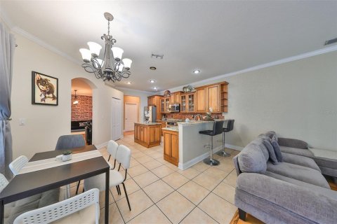 Casa en venta en Tampa, Florida, 4 dormitorios, 203.46 m2 № 1344215 - foto 19