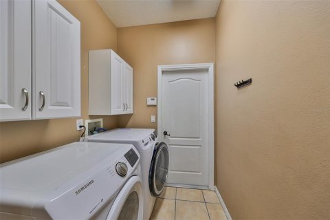 Casa en venta en Tampa, Florida, 4 dormitorios, 203.46 m2 № 1344215 - foto 23