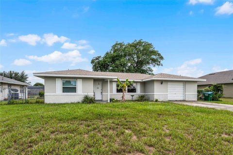 Villa ou maison à vendre à Deltona, Floride: 2 chambres, 105.63 m2 № 1344216 - photo 2