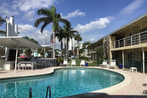 Condominio en venta en Pompano Beach, Florida, 1 dormitorio, 52.03 m2 № 1309319 - foto 17