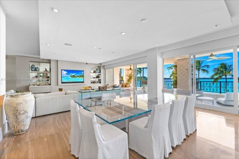 Copropriété à vendre à Miami Beach, Floride: 4 chambres, 352.1 m2 № 1309748 - photo 9