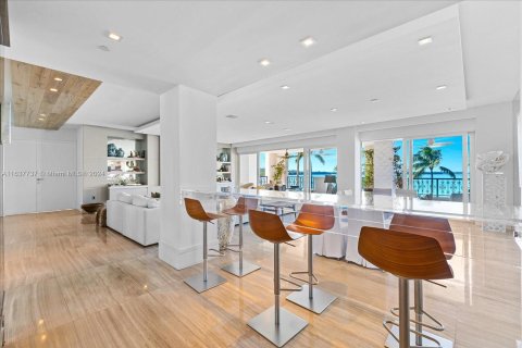 Copropriété à vendre à Miami Beach, Floride: 4 chambres, 352.1 m2 № 1309748 - photo 10