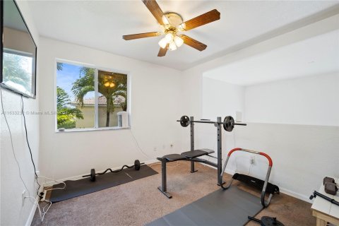 Villa ou maison à vendre à Pembroke Pines, Floride: 4 chambres, 205.13 m2 № 1309746 - photo 26