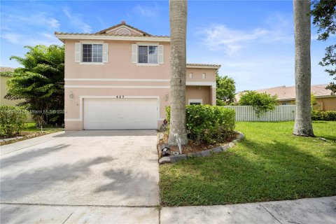 Villa ou maison à vendre à Pembroke Pines, Floride: 4 chambres, 205.13 m2 № 1309746 - photo 1