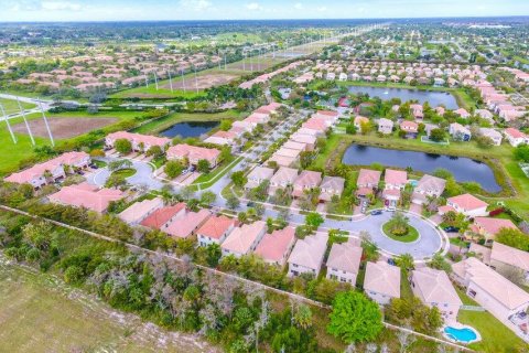 Villa ou maison à vendre à Royal Palm Beach, Floride: 5 chambres, 248.7 m2 № 1173964 - photo 6