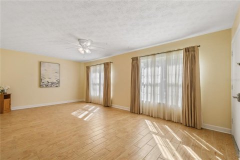 Condo in Orlando, Florida, 3 bedrooms  № 1402276 - photo 6