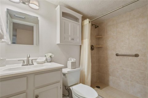 Condo in Orlando, Florida, 3 bedrooms  № 1402276 - photo 13