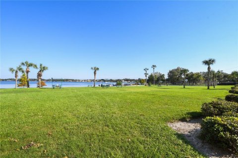 Condo in Orlando, Florida, 3 bedrooms  № 1402276 - photo 28