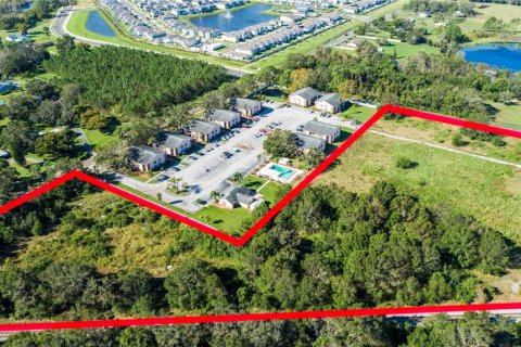 Propiedad comercial en venta en Land O' Lakes, Florida № 1406591 - foto 1