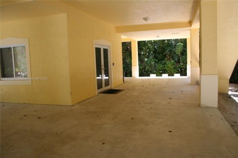 House in Key Largo, Florida 3 bedrooms, 129.32 sq.m. № 701417 - photo 7