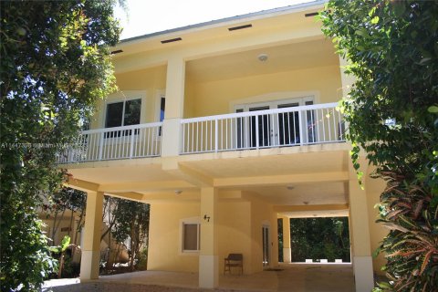 Villa ou maison à vendre à Key Largo, Floride: 3 chambres, 129.32 m2 № 701417 - photo 1