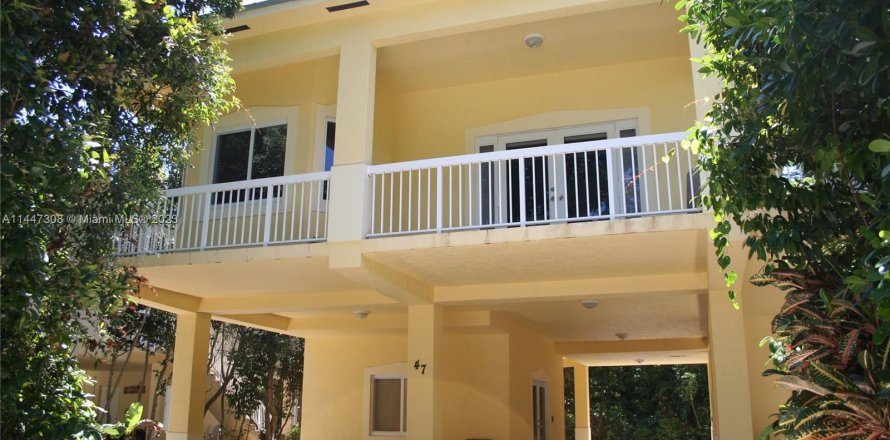 Casa en Key Largo, Florida 3 dormitorios, 129.32 m2 № 701417