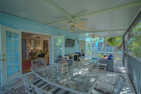 Duplex in Holmes Beach, Florida 3 bedrooms, 112.04 sq.m. № 882714 - photo 20