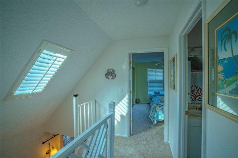 Duplex in Holmes Beach, Florida 3 bedrooms, 112.04 sq.m. № 882714 - photo 25