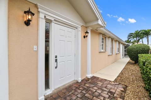 House in Wellington, Florida 2 bedrooms, 141.77 sq.m. № 890310 - photo 29