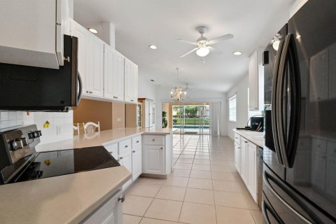 House in Wellington, Florida 2 bedrooms, 141.77 sq.m. № 890310 - photo 23