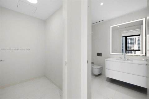 Condominio en venta en Miami, Florida, 1 dormitorio, 71.26 m2 № 1418177 - foto 17