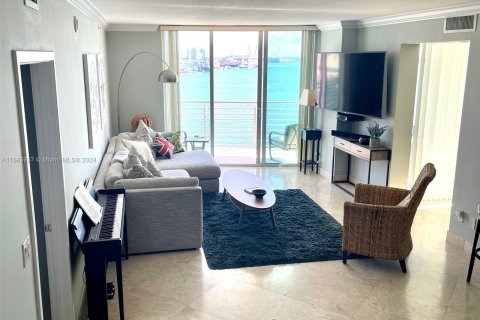 Condominio en venta en Miami, Florida, 3 dormitorios, 166.48 m2 № 1418179 - foto 2