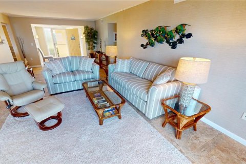 Condo in Punta Gorda, Florida, 2 bedrooms  № 811807 - photo 10