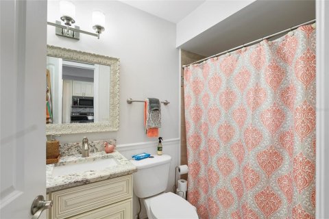 Condo in Bradenton, Florida, 2 bedrooms  № 1354239 - photo 15