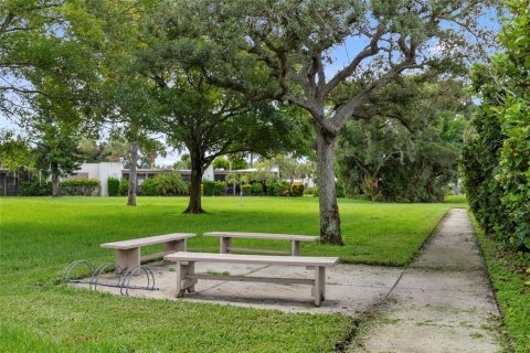 Condo in Bradenton, Florida, 2 bedrooms  № 1354239 - photo 24