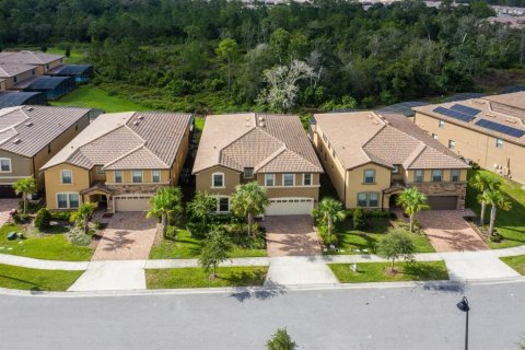 Villa ou maison à vendre à Kissimmee, Floride: 9 chambres, 407.93 m2 № 1354277 - photo 27