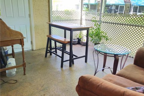 Adosado en venta en Tamarac, Florida, 3 dormitorios, 133.78 m2 № 1355405 - foto 15