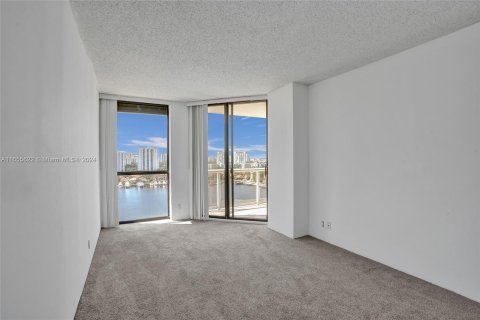 Condominio en venta en Aventura, Florida, 2 dormitorios, 132.94 m2 № 1355403 - foto 14