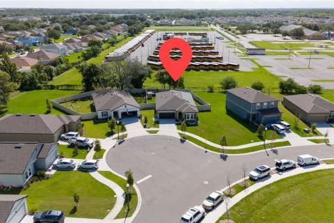 Villa ou maison à vendre à Kissimmee, Floride: 3 chambres, 155.15 m2 № 1307583 - photo 3