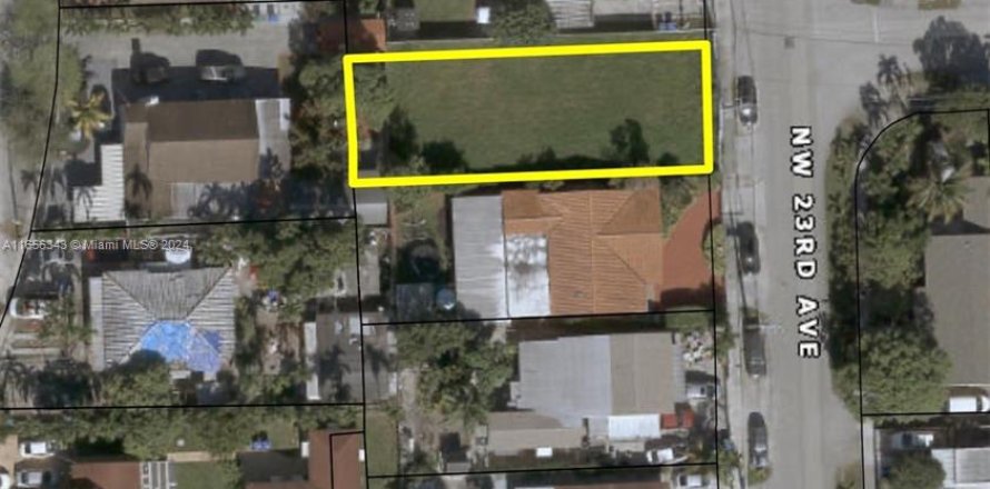 Terreno en Miami, Florida № 1355451