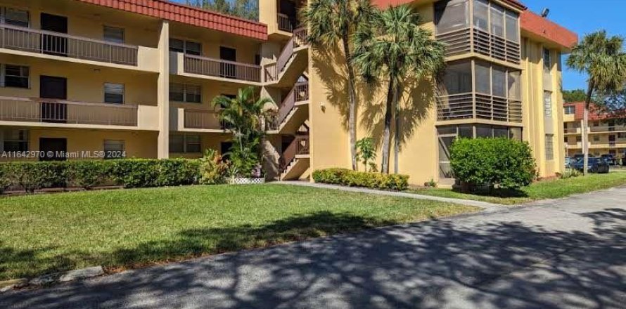 Condo à Miramar, Floride, 2 chambres  № 1329108