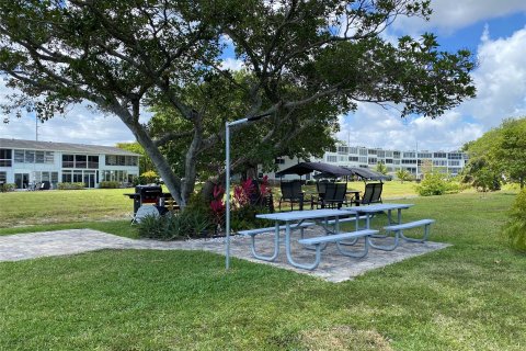 Condo in Deerfield Beach, Florida, 1 bedroom  № 1168766 - photo 28