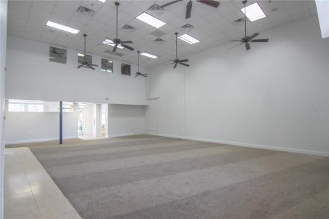 Immobilier commercial à vendre à Orlando, Floride: 238.02 m2 № 1386549 - photo 8